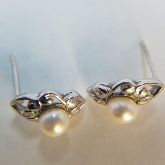 Freshwater White Pearl Sterling Silver Filigree Post Earrings NWT - Picture 4 of 8